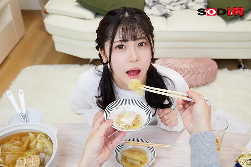 【VR】人気コンカフェ嬢からAVデビューを果たしたあかりちゃんと最初から最後までずう～っと甘えキス・本気ベロちゅうでキス100回以上のイチャラブ究極同棲VR 皆瀬あかり 画像8