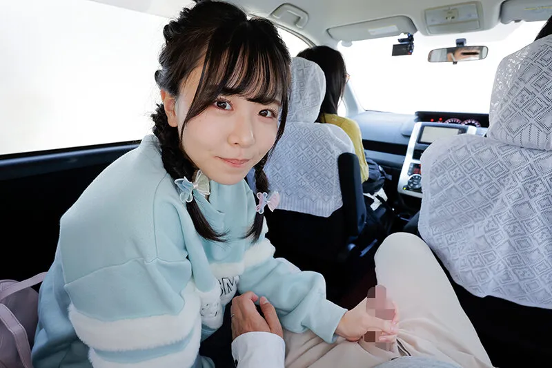 再婚したばかりの妻の目を盗み何度も中出ししたがる性欲がエグい連れ子とこっそりイチャラブ温泉旅行 画像3