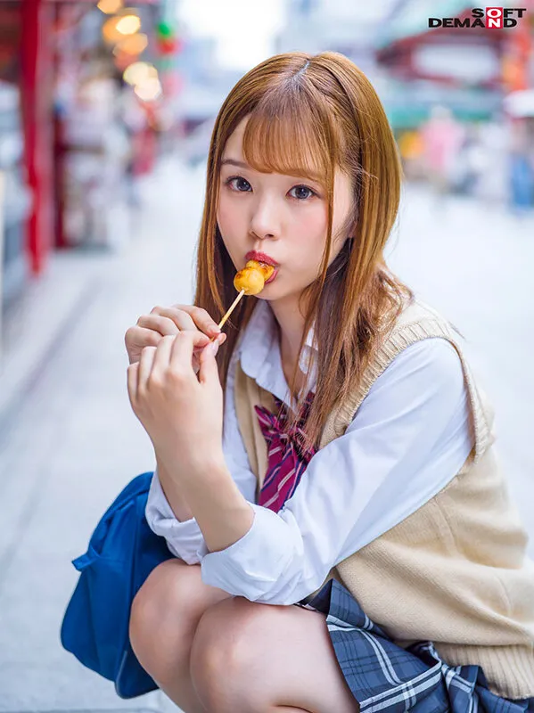 【ALL自撮り動画】修学旅行中 東京で男を喰いまくったえっちな記録 新井リマ 画像2