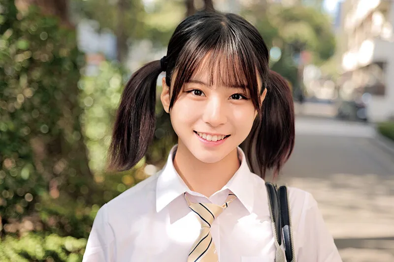 シロウト女子○生真正中出しナンパ！非ヤリマンの清楚J○を無茶して口説いて生パコGET！2【6人収録全員クソエロかわいい保証】プルンプルンの柔らかおっぱい編 画像1