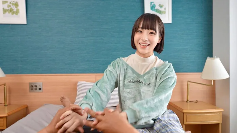 遊びに来た姪っ子と秘密のエッチな生中くっつけ合いっこ 授乳ごっこしてたらうずうずしてきて生ハメ 小島みこ 画像1