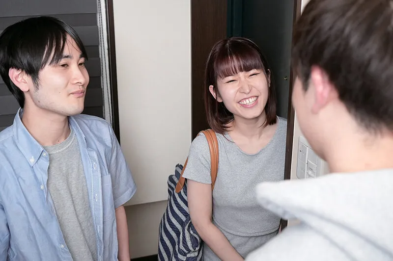 夫の親友に寝取られて完堕ちしてしまい家に帰らなくなった不倫妻 美井ひなの 画像1