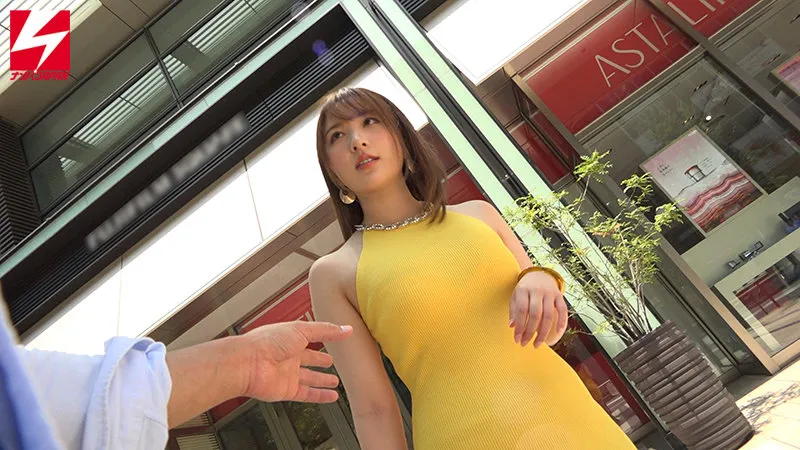 高スペック女子を抱きたいッ Hカップ港区女子とエロすぎリゾートプールデート死ぬほどSEX好きな肉食系中出し 4発 画像2
