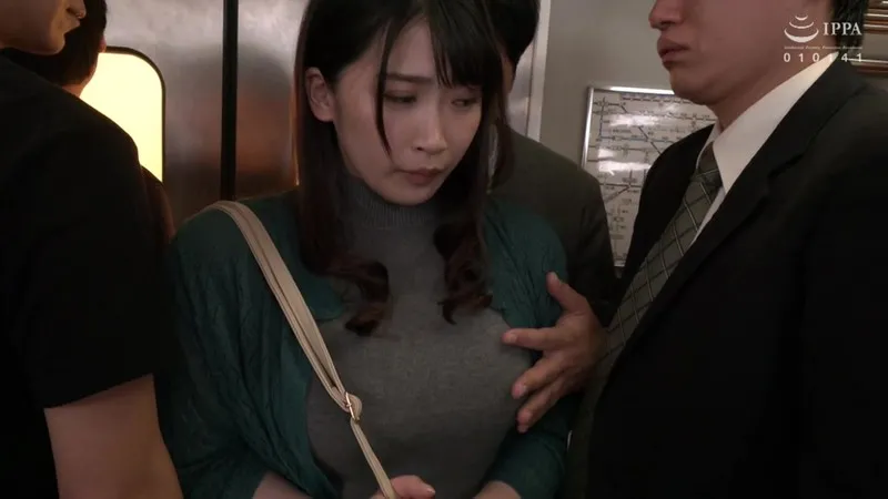 淫肉痴●電車 痴●集団に捧げられた人妻の肉体 美園和花 画像15